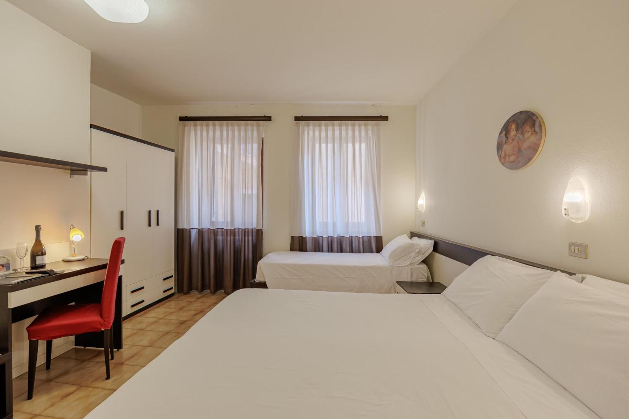 Torre Hotel Garda (Verona)